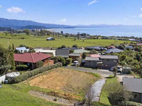8 Kowhatu Grove, Pohara