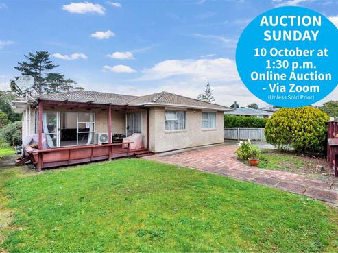 24 Finlow Drive, Te Atatu South