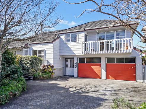 40 Rauparaha Street, Waikanae Beach