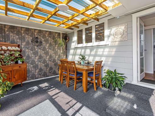 15B Charles Road, Hannahs Bay