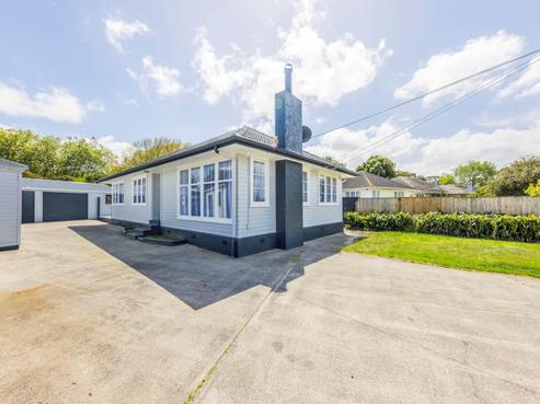 31 Velvet Crescent, Otara