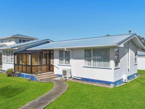 49 Devon Road, Springvale