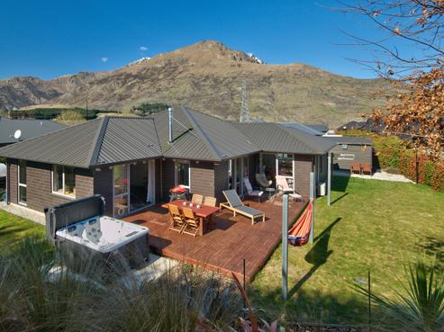 7 Cotswold Court, Lower Shotover