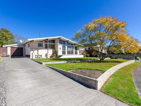 76 Wynyard Crescent, Tamatea
