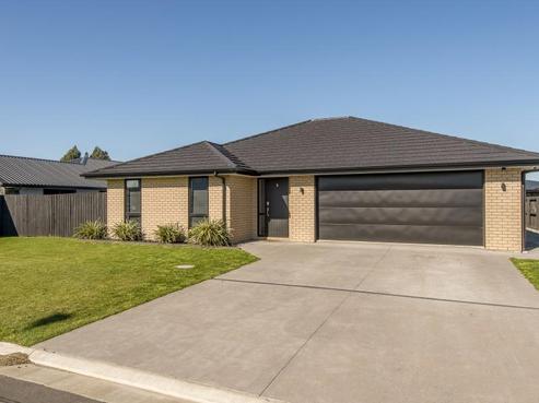 12 Full Moon Lane, Rolleston