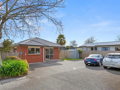 195 Dey Street, Hamilton East