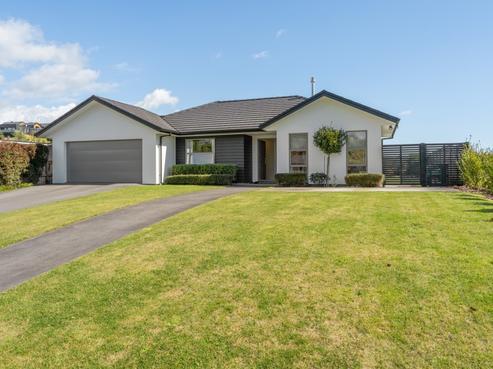 18 Fernbrook Drive, Hurworth