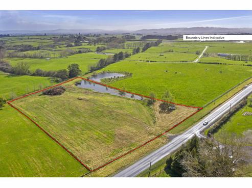 84 Hall Road, Peacocke