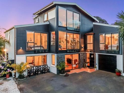 36A Seaview Road, Castor Bay