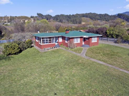 17 Brooklyn Valley Road, Motueka