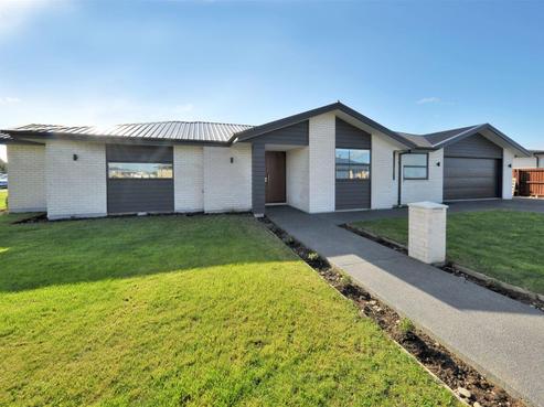 72 Granite Drive, Rolleston