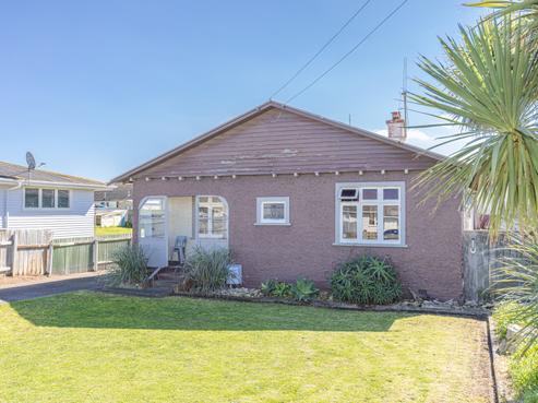 160 Puriri Street, Castlecliff