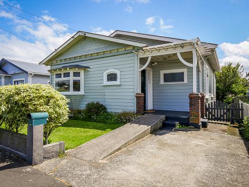45 Botha Street, Tainui