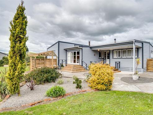 24 Pourerere Road, Waipawa