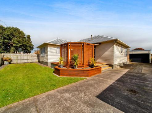 37 Vogel Street, Hawera