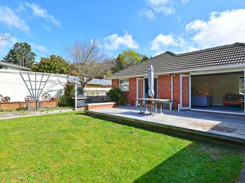5 Deller Grove, Silverstream