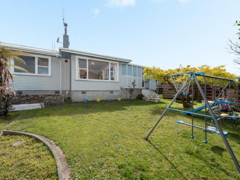 5B Lynwood Place, Brookfield