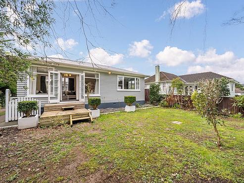 1000A Taita Drive, Taita