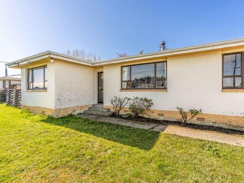 8 Mcconnell Street, Mataura