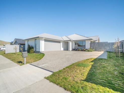 5 Mediterranean Grove, Fitzherbert
