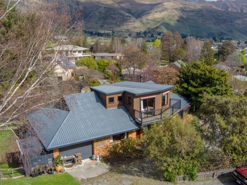 7 Redwood Lane, Wanaka
