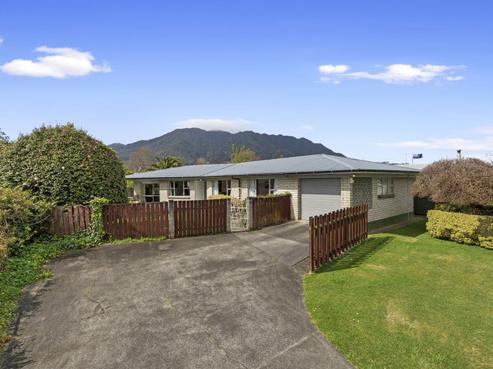 44 Clarke Avenue, Te Aroha