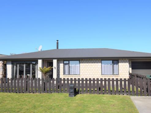 148 Davie Street, Hokitika