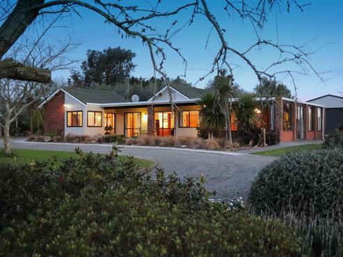 350 Porangahau Road, Waipukurau and Surrounds