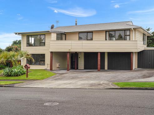 13 Winstone Place, Highlands Park
