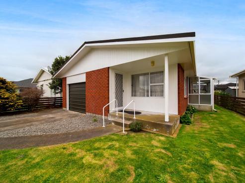 19 Milmoe Street, Hawera
