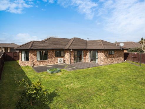 59 Farringdon Avenue, Rototuna North