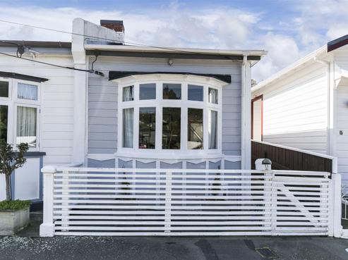 11 Royal Street, Berhampore