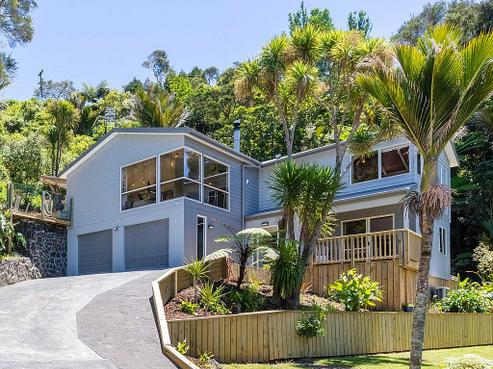 2A Warner Park Avenue, Laingholm