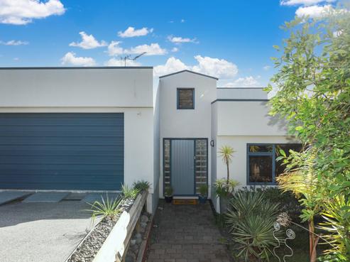 13 Strata View, Western Heights