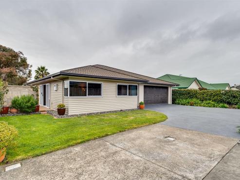 1111B Karamu Road North, Mayfair