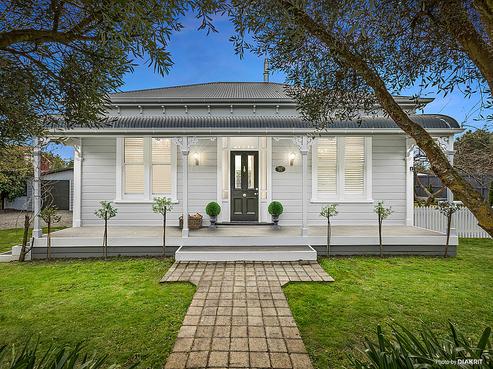 106 Jellicoe Street, Martinborough