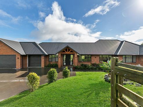 45 Old Barn Road, Opaheke