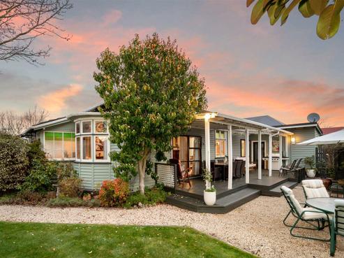 23 Woodville Street, Edgeware