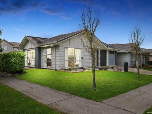 15 Poaka Avenue, Takanini