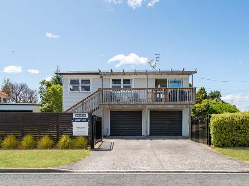 38 Aubrey Crescent, Rainbow Point