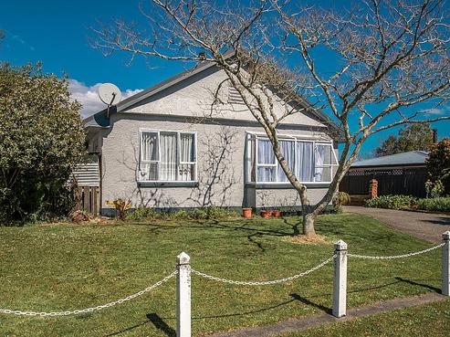 6 Stout Street, Westport