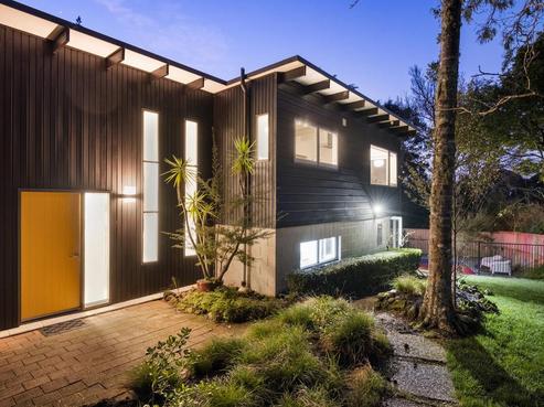 42 Tawini Road, Titirangi