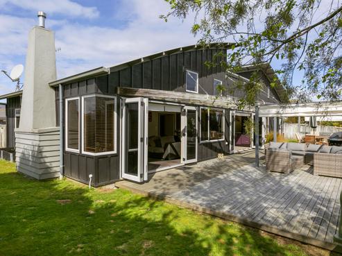 152 Lakewood Drive, Nukuhau