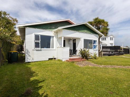 417 Devon Street West, Lynmouth