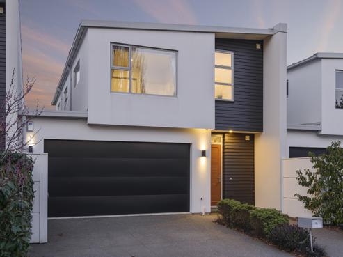 15 Seager Lane, Middleton