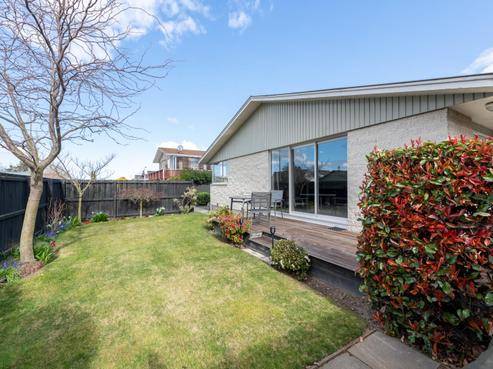 51 Churchill Avenue, Allenton