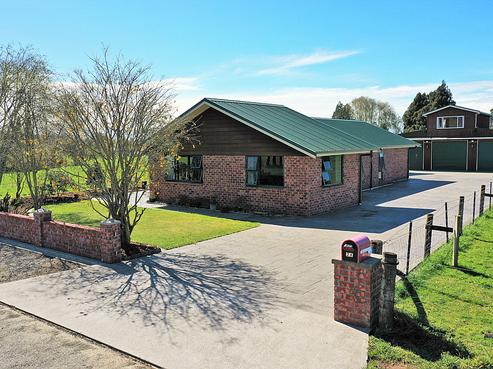 21 Moulder Road, Takaka