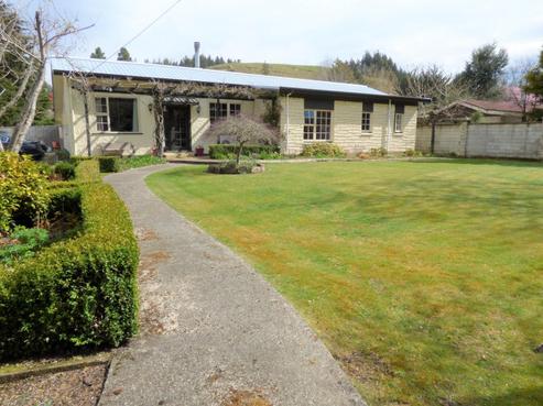 2356 Herbert-hampden Road, Herbert