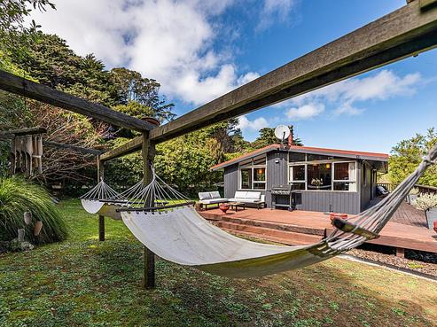 31 South Makara Road, Makara