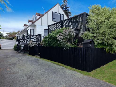 70 Ngamotu Road, Hilltop